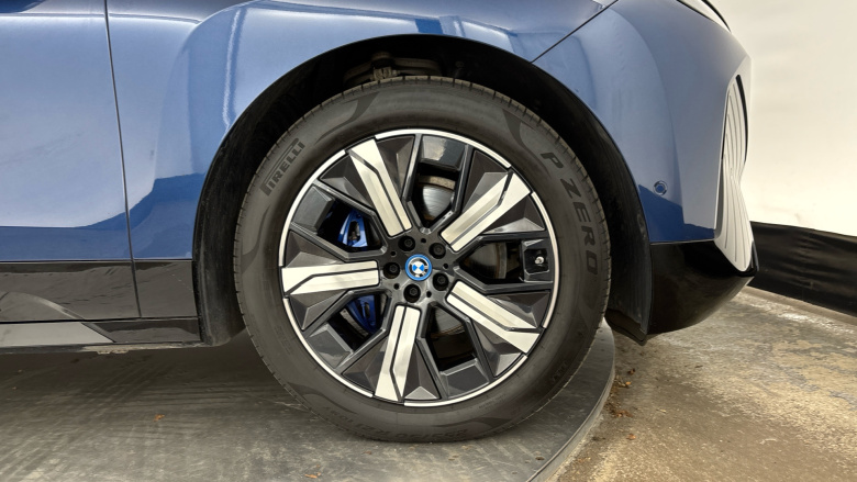 BMW iX 240kW xDrive40 M Sport Edition 76.6kWh 5dr Auto Electric Estate